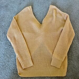 Love Tree V neck twist back sweater size medium